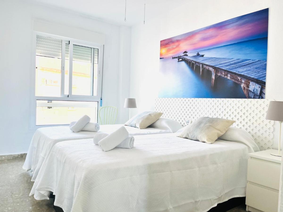 Rentcostadelsol Malagueta Miramar Малага Екстериор снимка